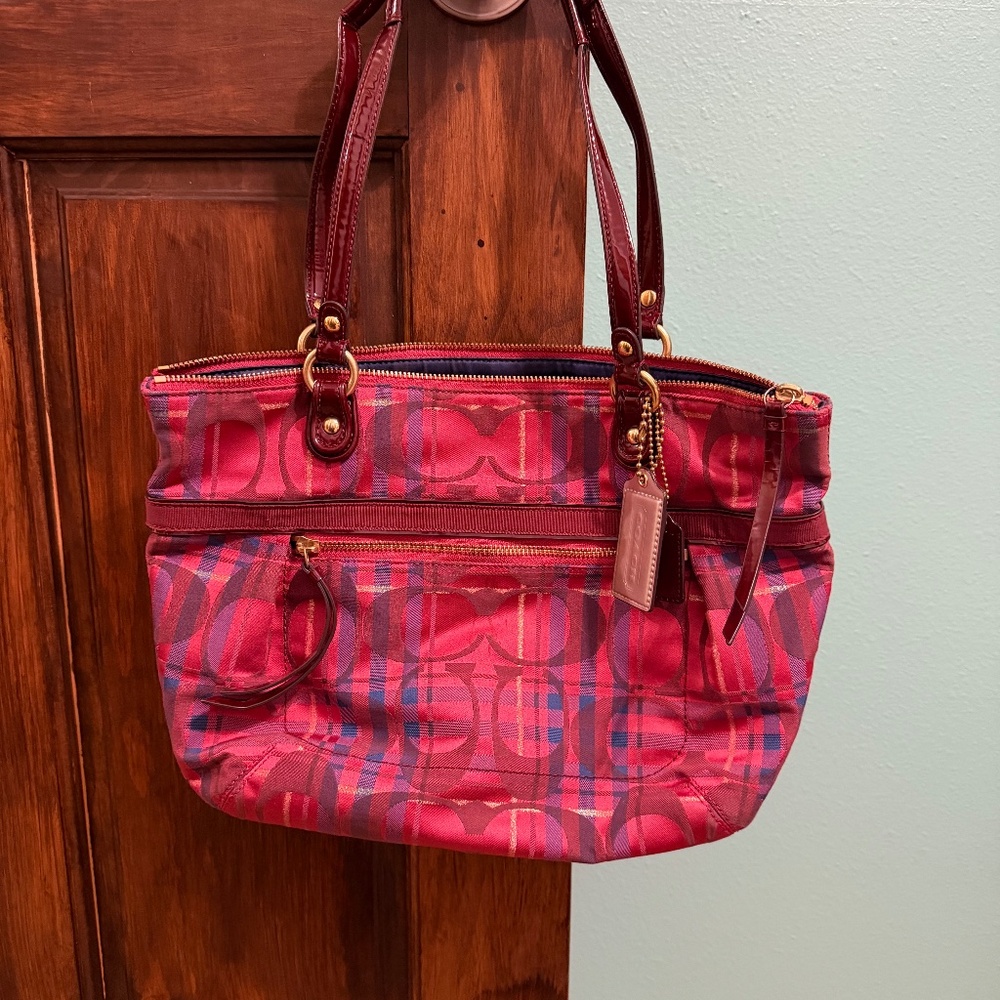 👜 Coach Signature Plaid Canvas Tote Bag w/ Leather Trim